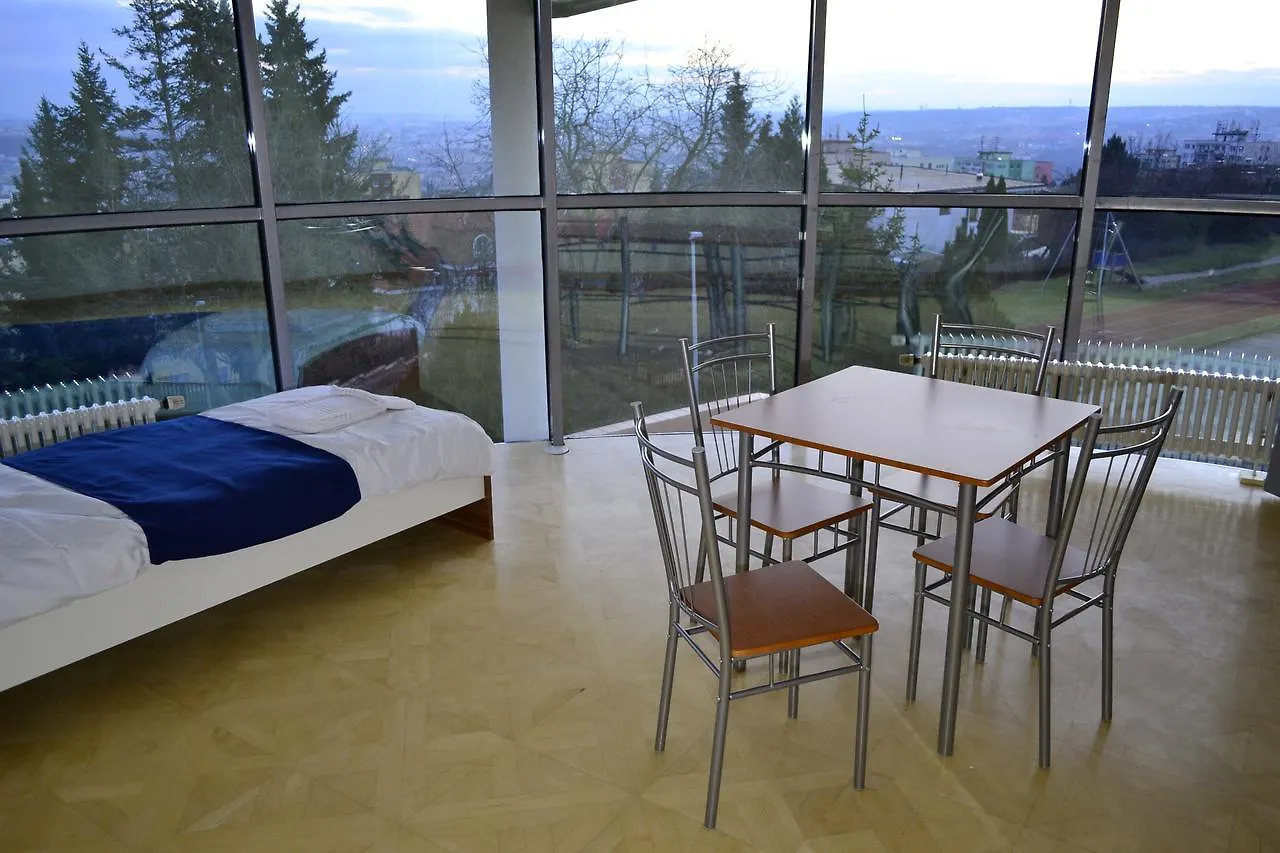 Hotel Flying House Prag Gasthof