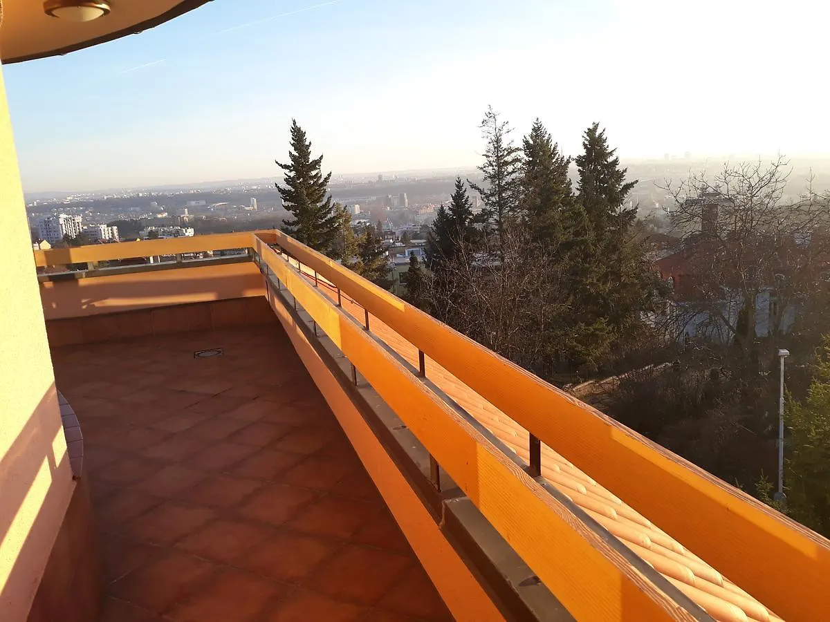 Hotel Flying House Prag Gasthof